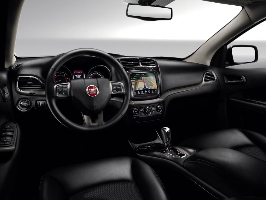  Fiat Freemont Cross 2014 года  (фото 6 из 32)